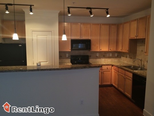 Building Photo - 1007 Cypress Station Dr