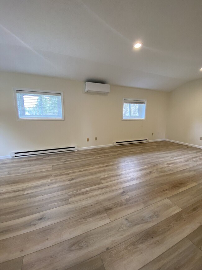 Foto del edificio - 3781 N Four Mile Rd