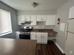 Building Photo - 12 Galveston St