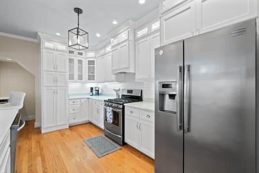 Foto del edificio - 6308 Richmond Pl