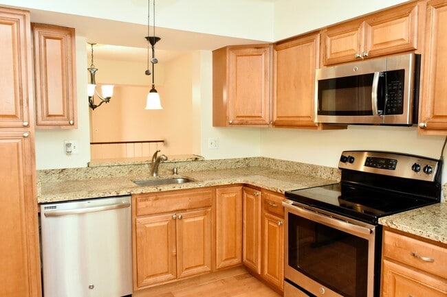 Building Photo - Burtonsville, MD