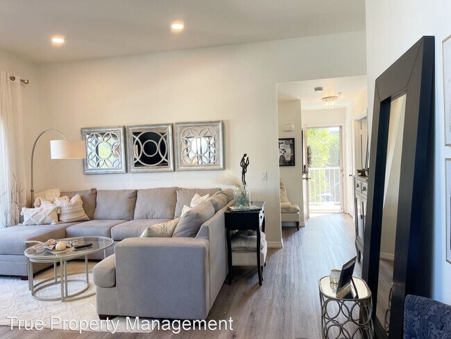 Building Photo - 2 br, 2 bath House - 17661 Sergio Cir Unit...