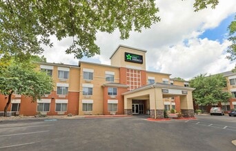 Building Photo - Furnished Studio-Austin - Downtown - Town Lake
