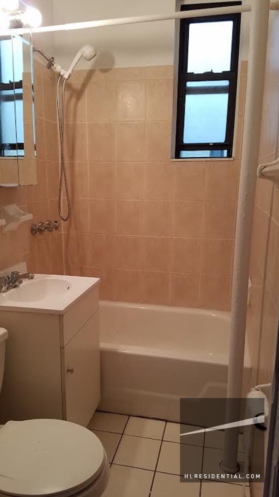 Foto del edificio - 2147 33rd St
