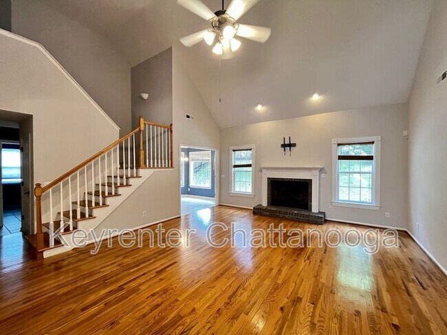 Foto del edificio - 5775 Crooked Creek Dr