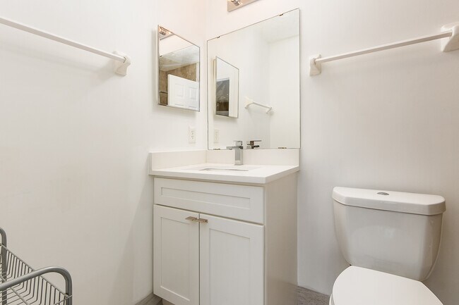 Foto del edificio - 2257 Hedgerow Road