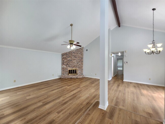Foto del edificio - 8534 Dawnridge Dr