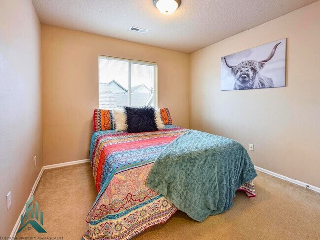 Foto del edificio - 3511 SE Midvale Dr