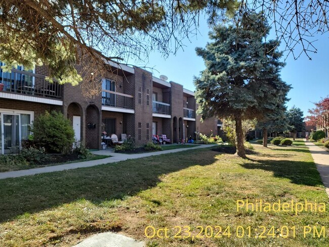Foto del edificio - 9926 Haldeman Ave