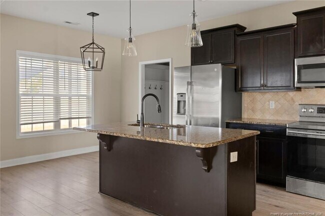Foto del edificio - 130 Courtland Dr