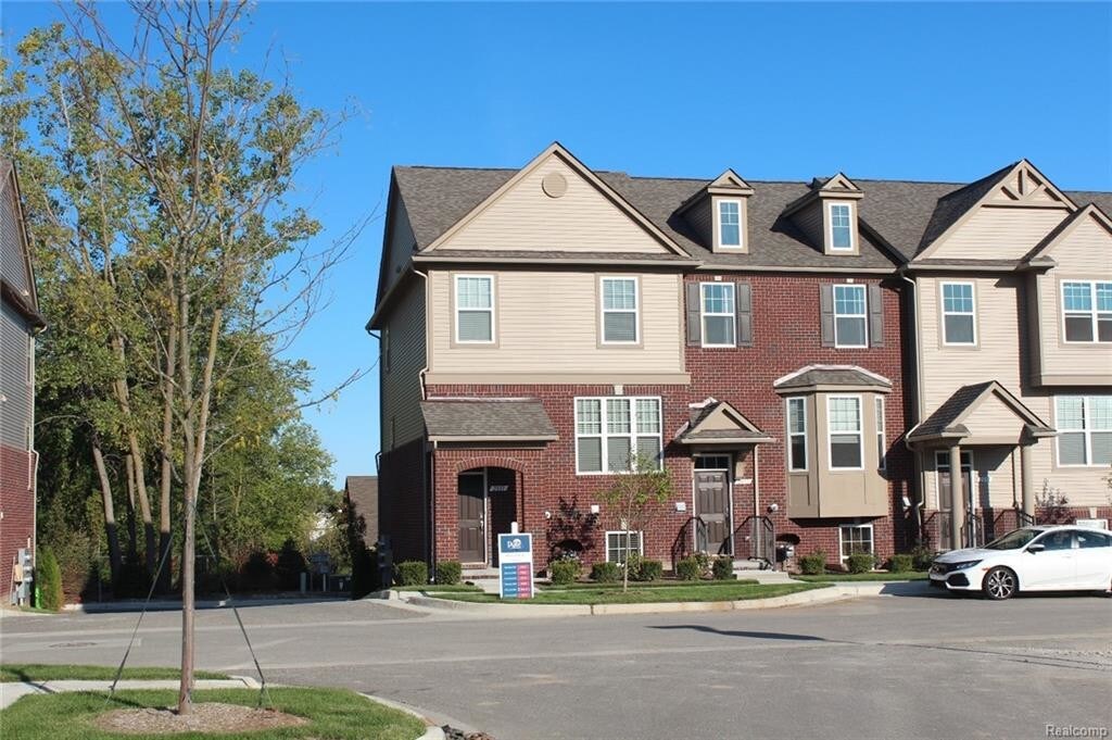 Primary Photo - 2889 Hartwick Dr