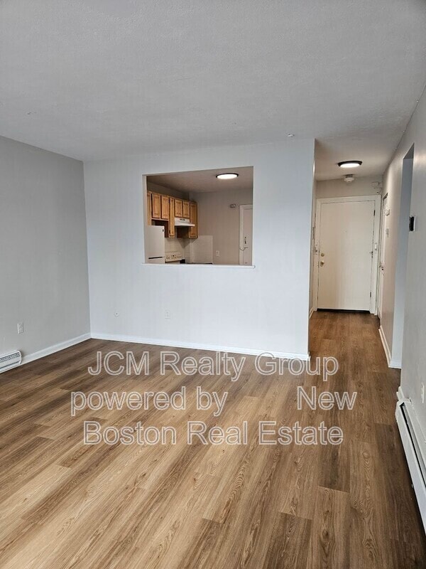 Photo - 700 Cummins Hwy Apartment