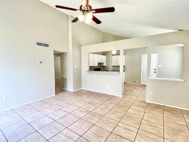 Building Photo - 17223 Wagganner Dr