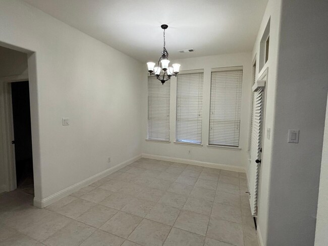 Building Photo - 13966 Clusterberry Dr
