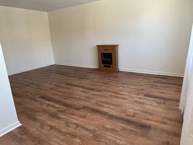 Building Photo - 3832 Rae St