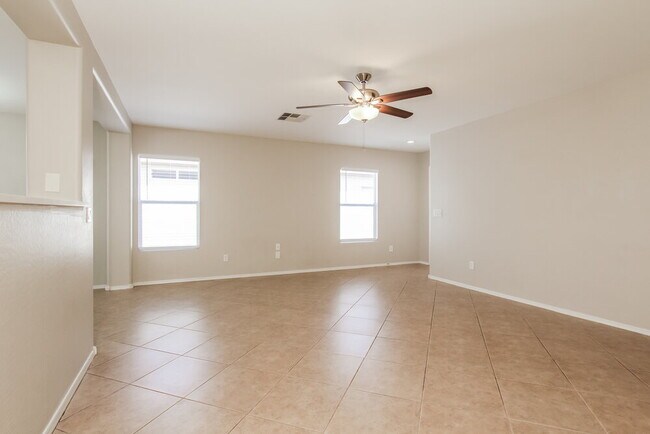 Foto del edificio - 10120 N 116th Ln