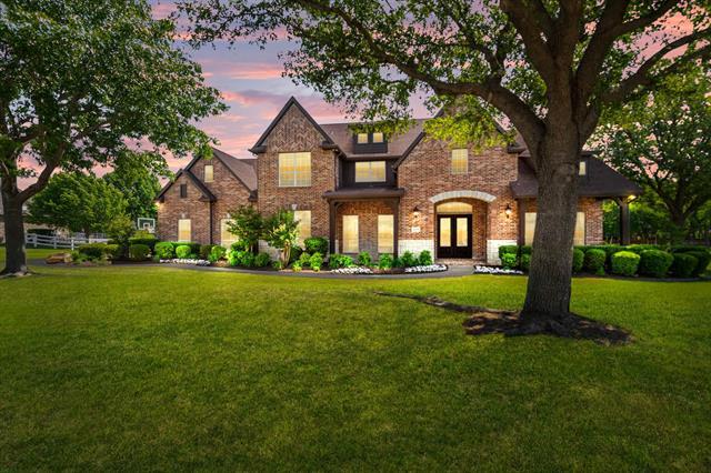 Primary Photo - 4400 Equestrian Way