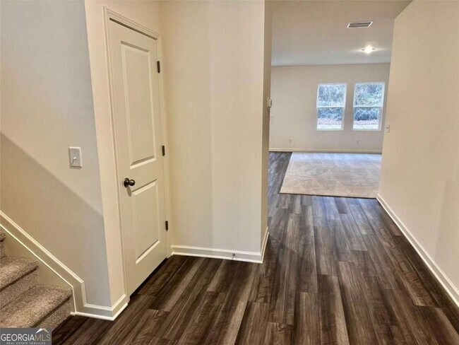 Foto del edificio - 2229 Argento Cir