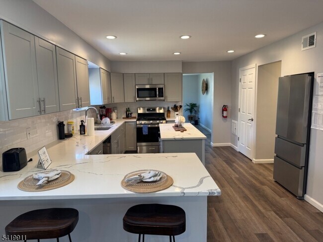 Building Photo - 117 Weldon Rd