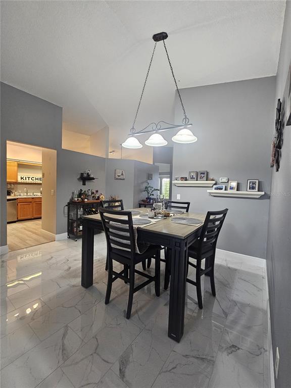 Foto del edificio - 2656 N Horseshoe Bay Dr