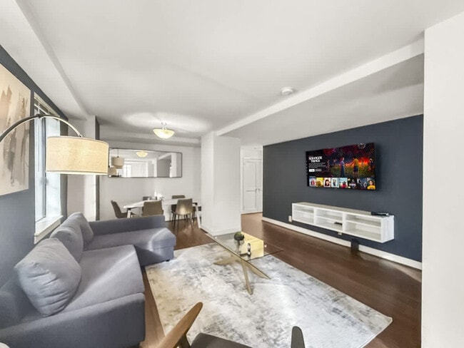 Building Photo - 111-23 N 15th St