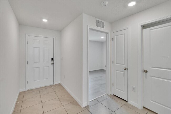 Foto del edificio - 10392 Sheffield Rd
