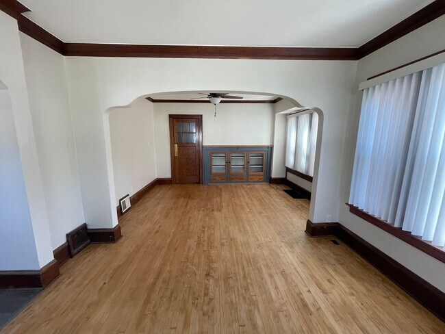 Foto del edificio - 1622 S 58th St