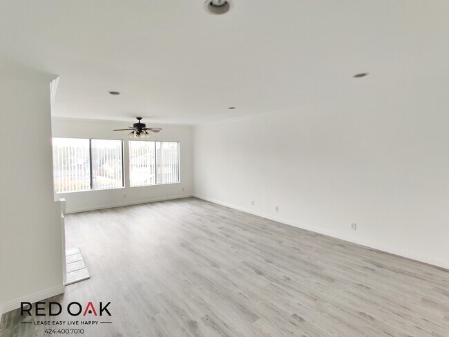 Foto del edificio - 3281 Sawtelle Blvd