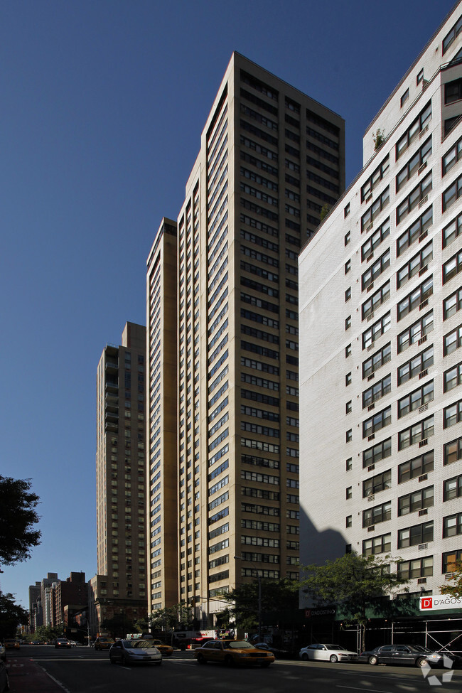 Building Photo - Murray Hill Mews