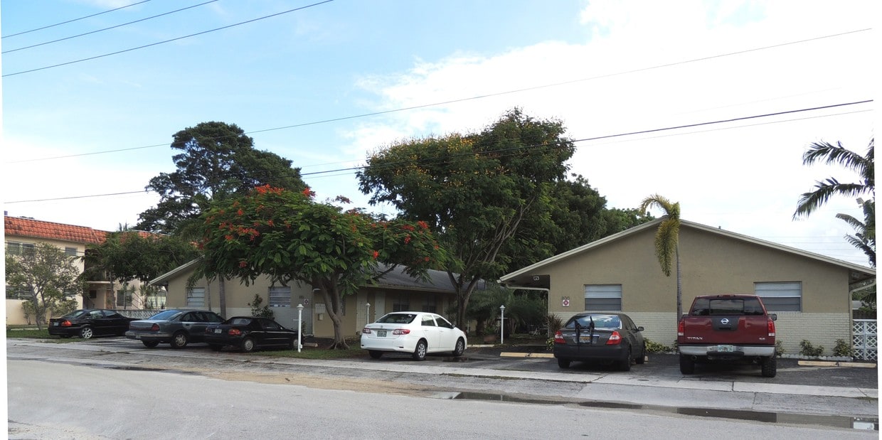 800 & 810 SE 18 Street, Fort Lauderdale, FL - 800-810 SE 18th St