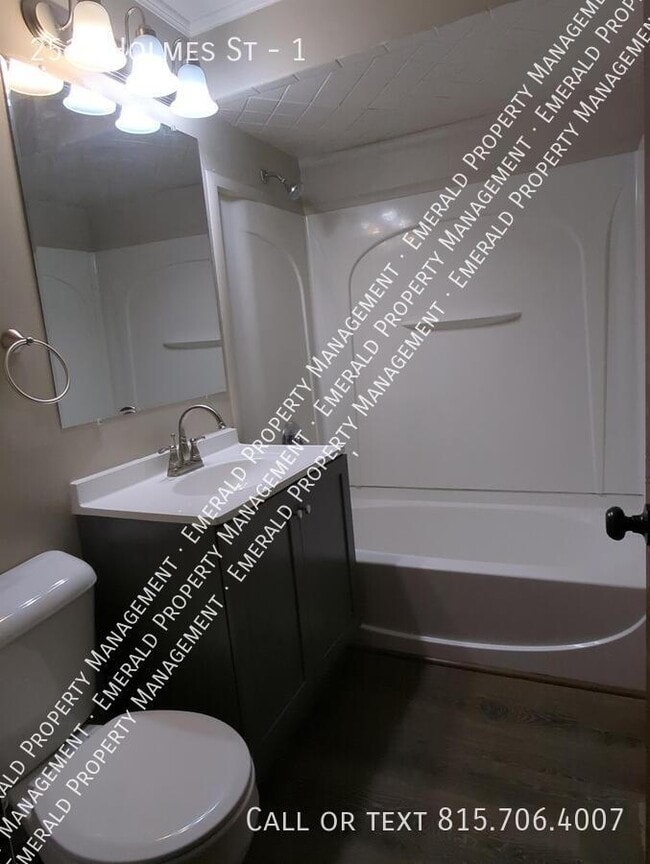 Building Photo - 2510 Holmes St