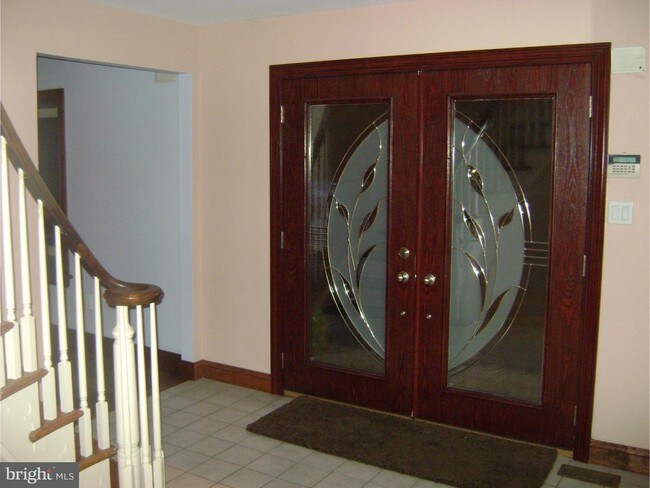 Building Photo - 14 Beacon Pl