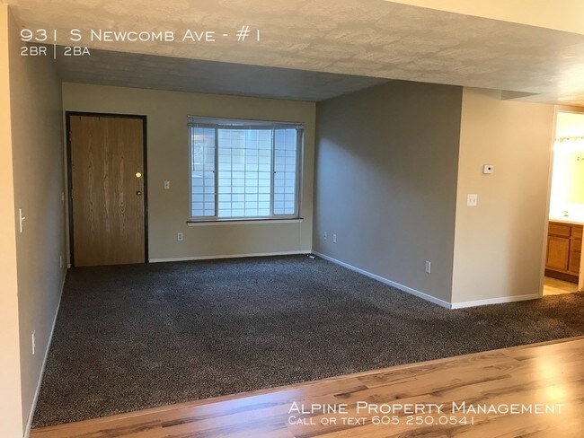 Foto del edificio - 931 S Newcomb Ave