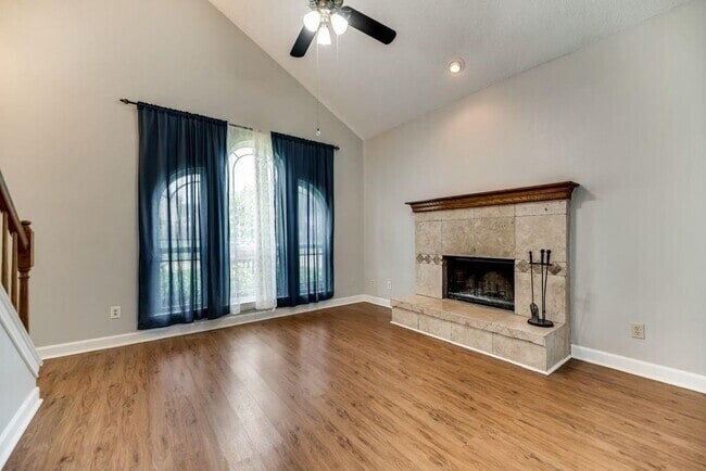 Building Photo - 4460 Junction Dr