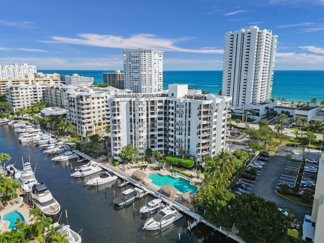 Foto principal - 1361 S Ocean Blvd