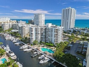 Building Photo - 1361 S Ocean Blvd