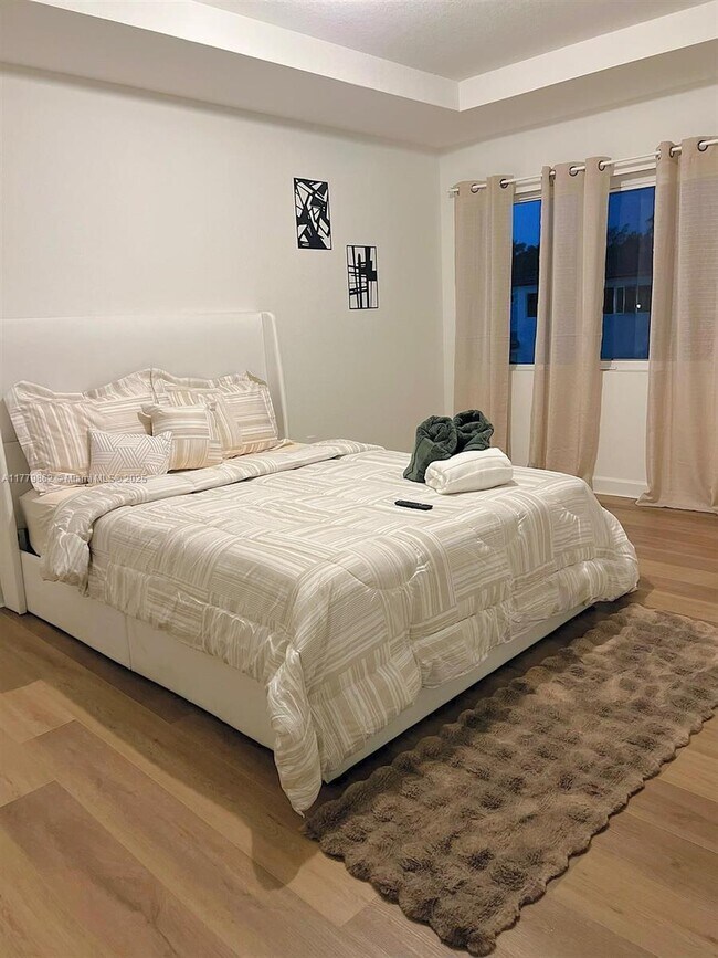 Foto del edificio - 5060 SW 37th St