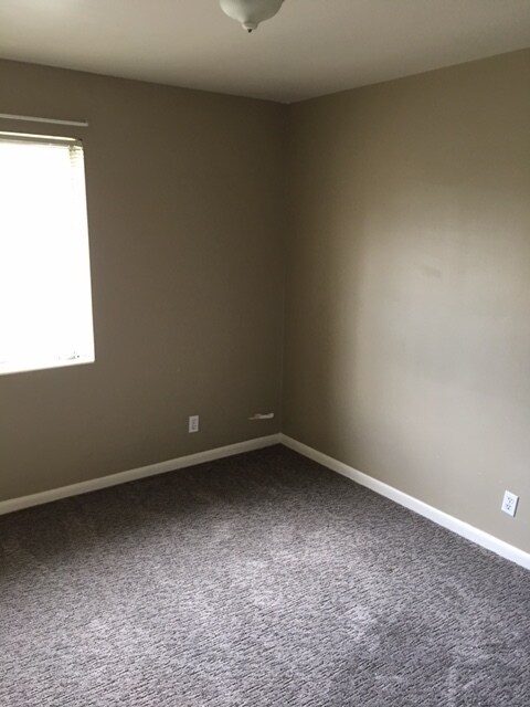 Building Photo - 5824 Property