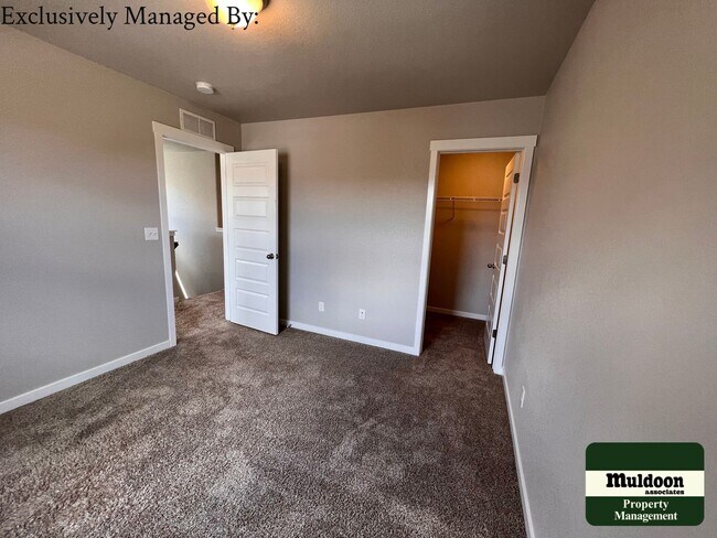 Foto del edificio - SEE ME TODAY! Beautiful 3 bedroom home tha...