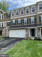 Building Photo - 251 Trails Way