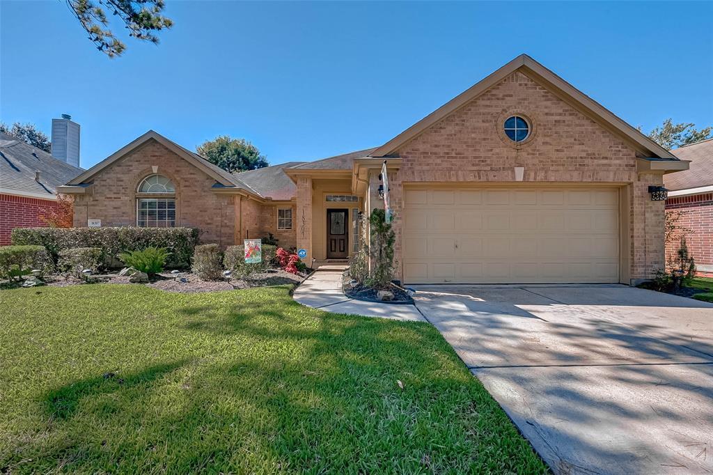 Primary Photo - 18307 Water Mill Dr