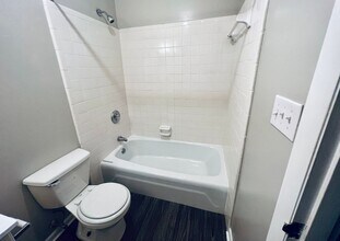 Interior Photo - Oakridge at Haymount