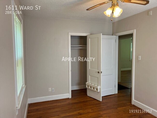Foto del edificio - 1611 Ward St