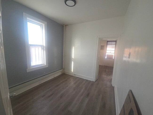 Foto del edificio - 819 24th St