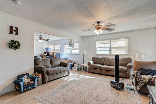 Building Photo - 4202 44th St