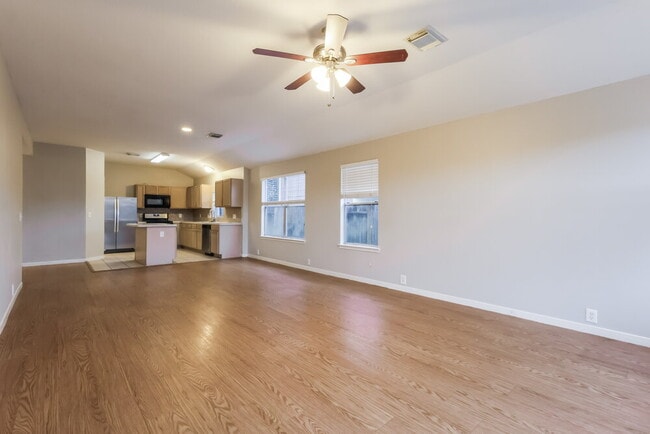 Building Photo - 614 Cypresswood Trce