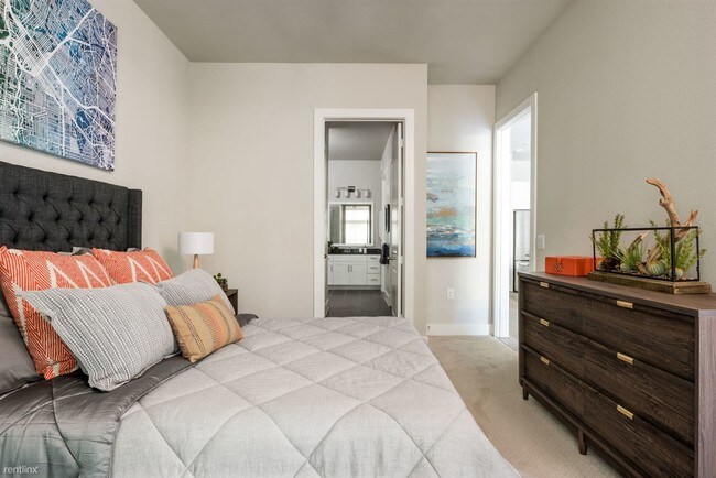 Building Photo - 2 br, 2 bath Condo - 3311 Blackburn St # 7768