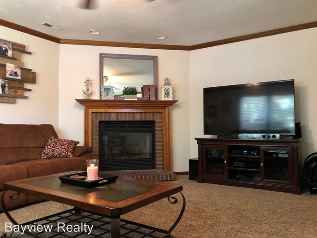 Building Photo - 4 br, 2.5 bath House - 932 Summerside Court