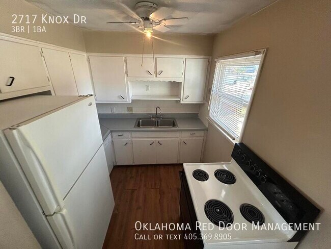 Foto del edificio - 2717 Knox Dr