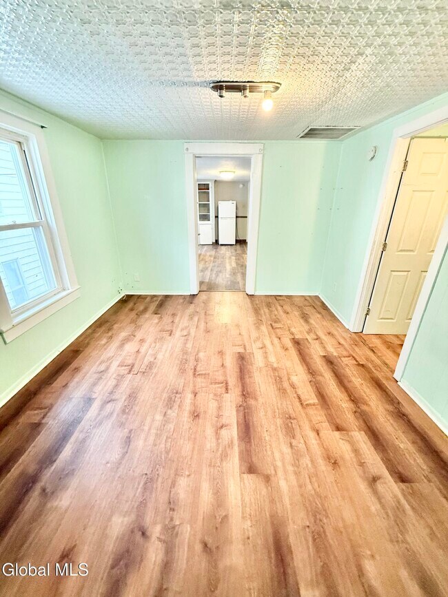 Foto del edificio - 1575 Carrie St